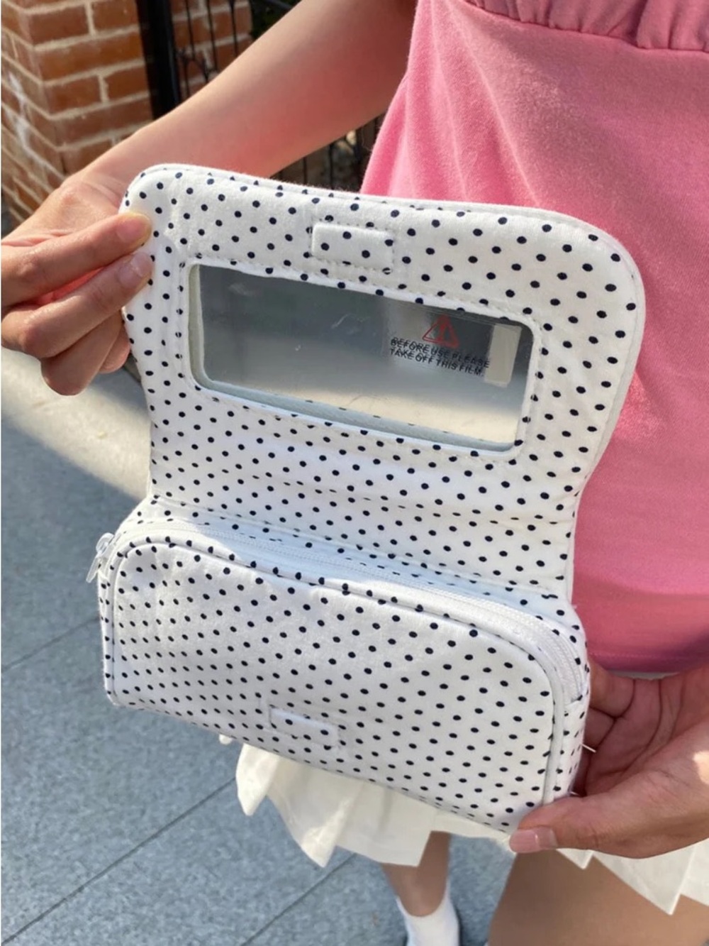 Brandy melville polka dots makeup bag - Picture 3 of 3